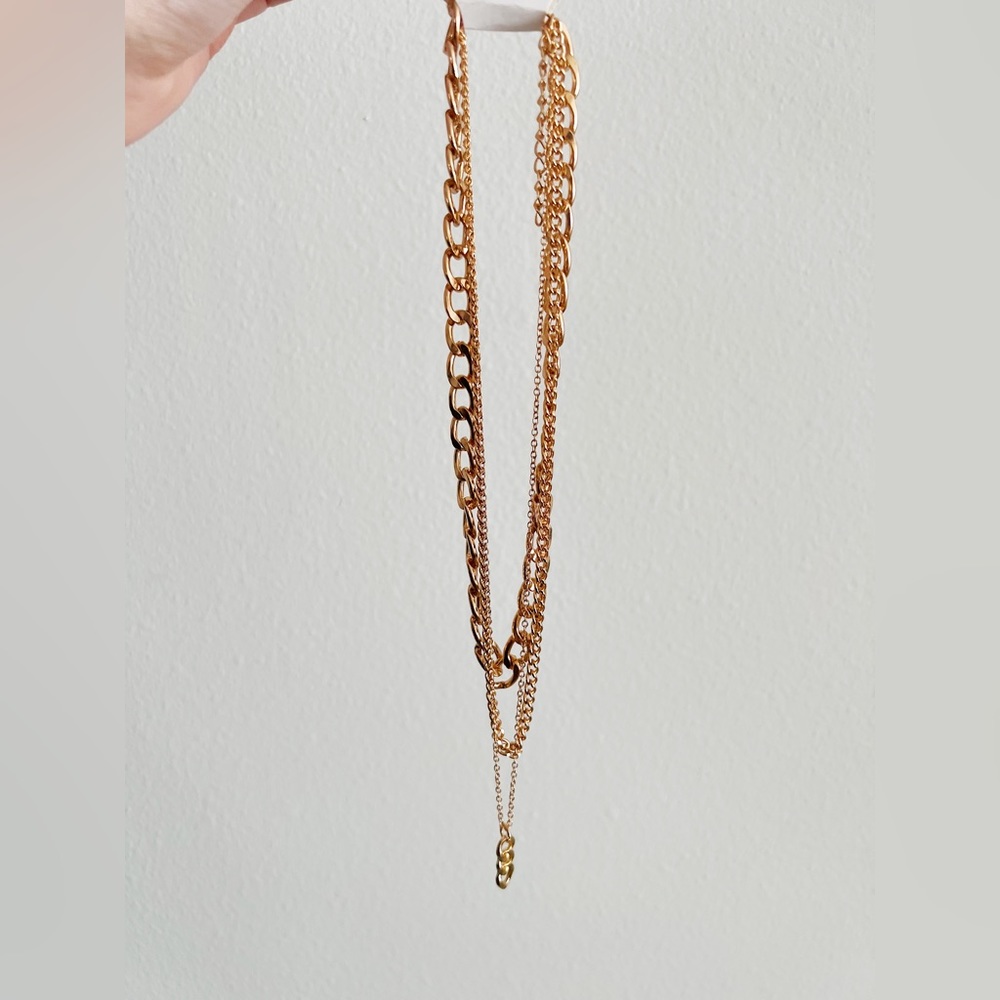 ✨Chain Charm Layered Necklace (Boutique) - Picture 2 of 9